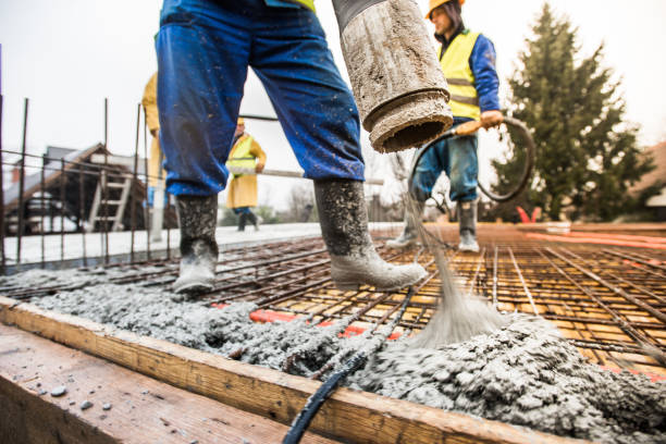 Best Concrete Sidewalk Installation  in Crystal Lake, IL